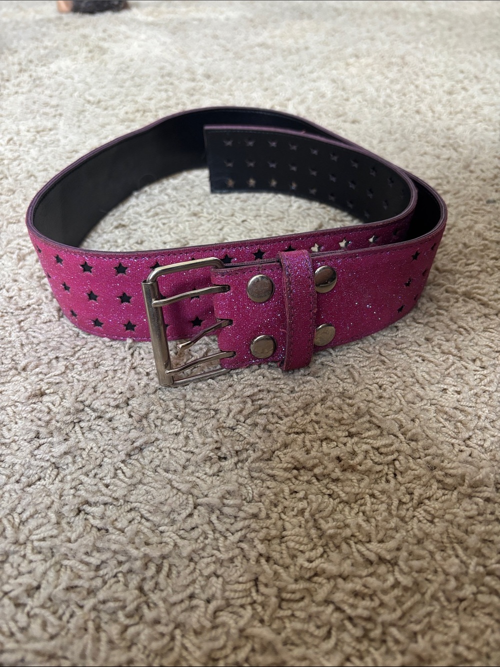 Hot Topic Glitter Star Cutout Belt in Pink